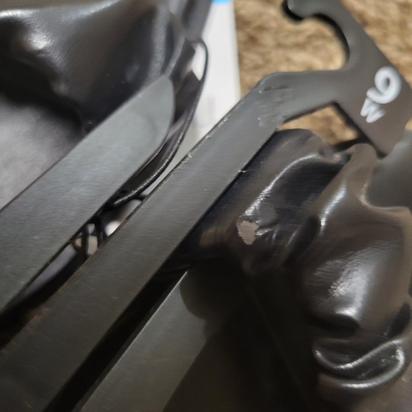 Women memory foam sandals size 9 wide - Picture 4 of 4